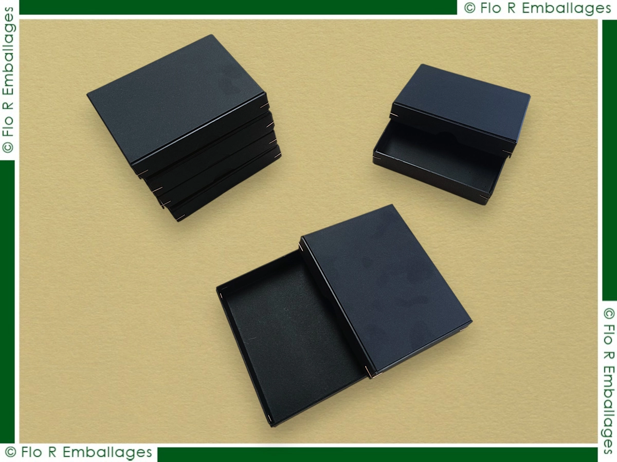 Boîtes carton noires authentiques - style traditionnel et vintage