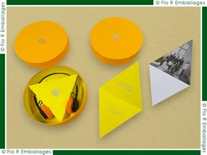 Boîtes rondes fabriquées à la demande quantité et dimensions, papier intérieur jaune, papier extérieur orange, finition avec marquage à chaud